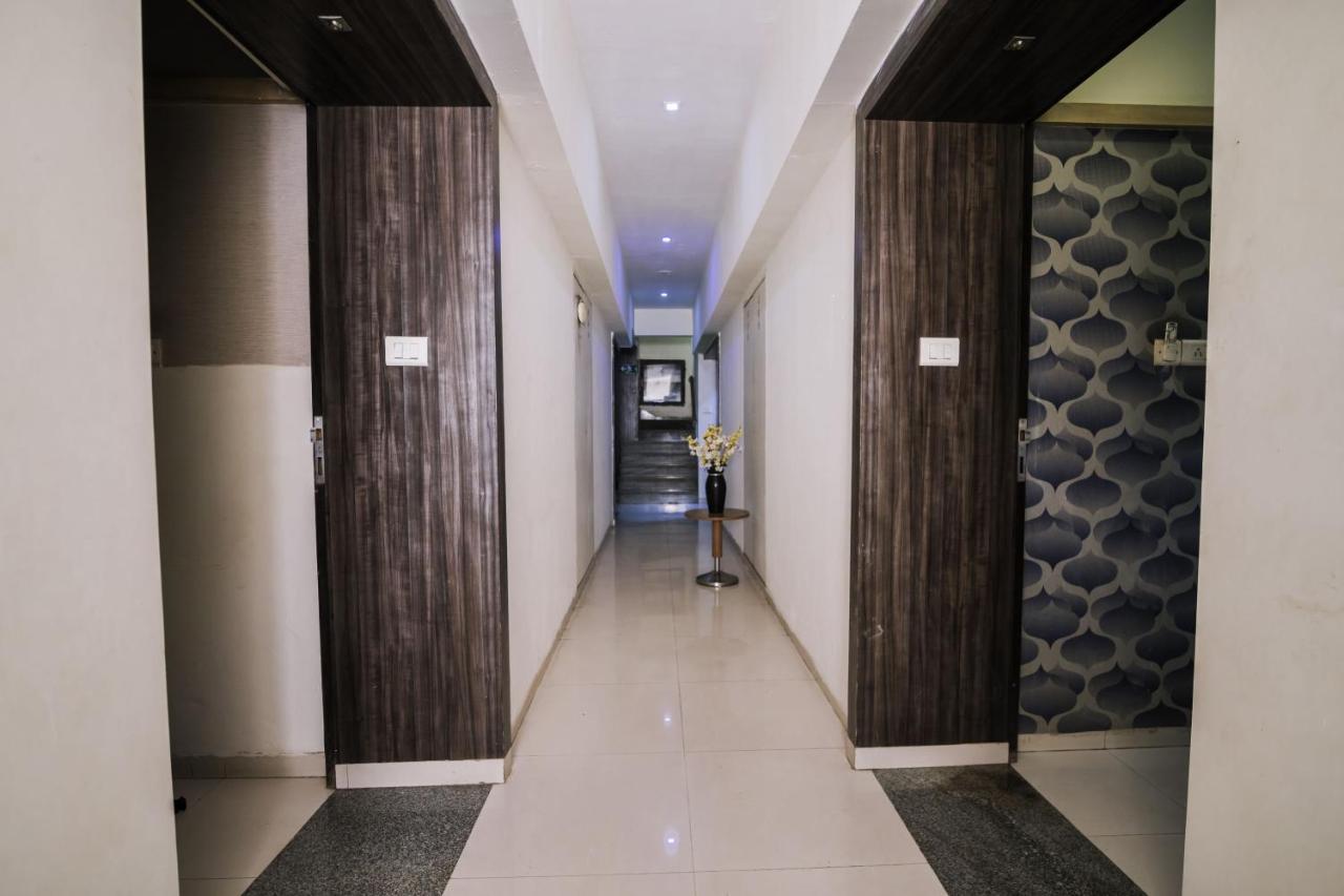 Hotel Monarch Guestline In Midc Rabale, Navi Mumbai Exterior photo